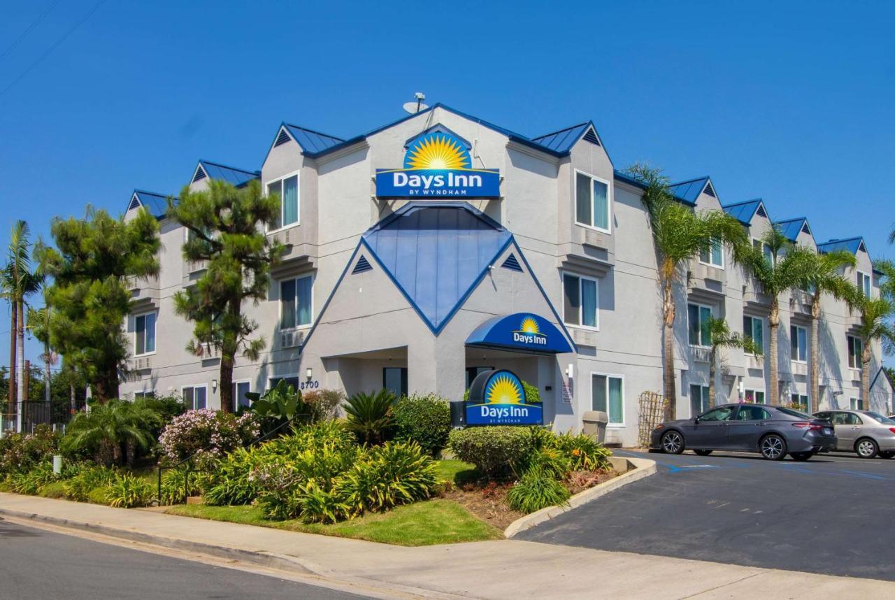 Days Inn By Wyndham Carlsbad Buitenkant foto